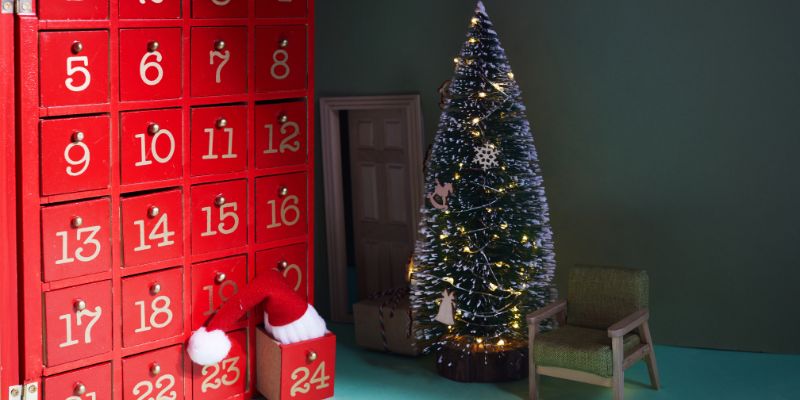 24 tarinaa joulukuulle