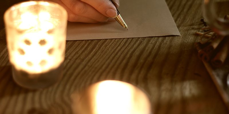 Tule joulu kultainen